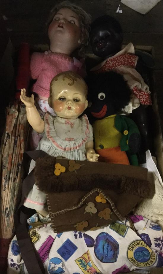 Collection of dolls & dolls clothes etc